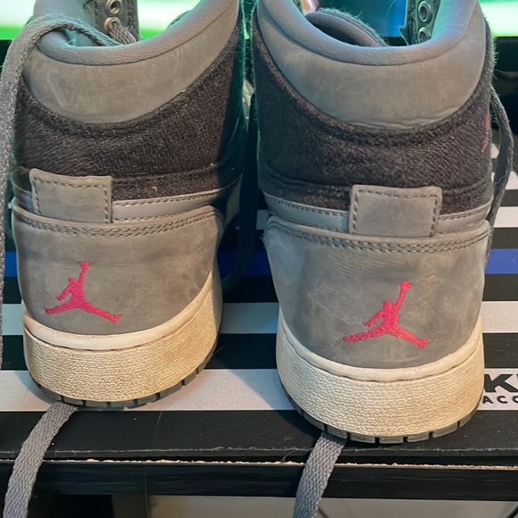 Retro Air Jordan 1 - Picture 3 of 4